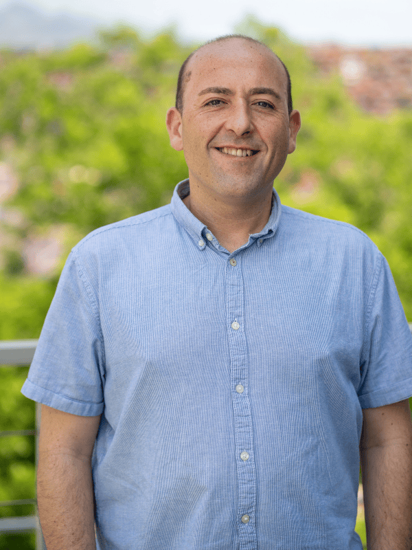 Manuel Ten, departamento de comunicación