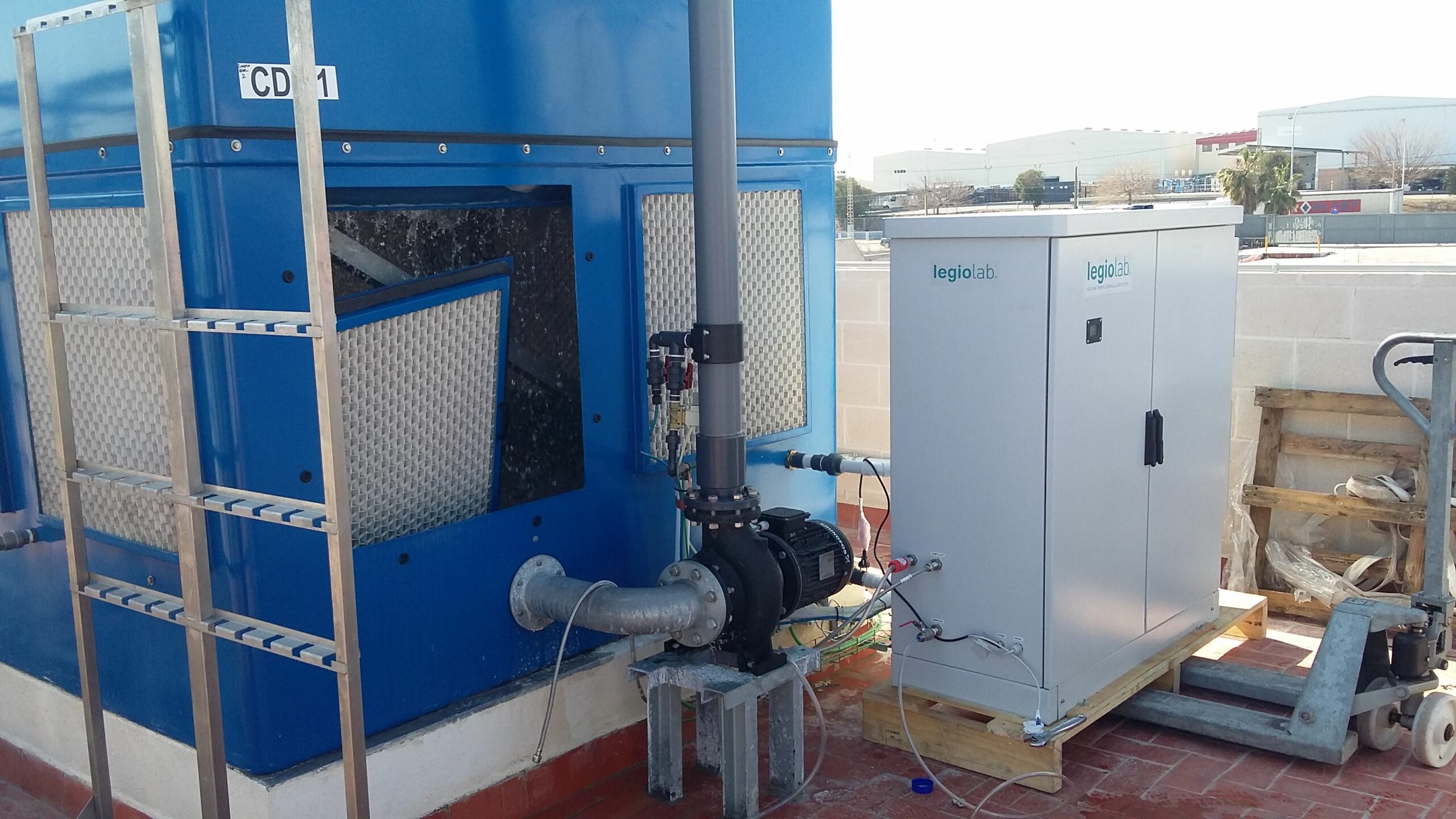 La empresa Biótica instala su producto LEGIOLAB® en ocho torres de refrigeración EWK del Aeropuerto de Alicante