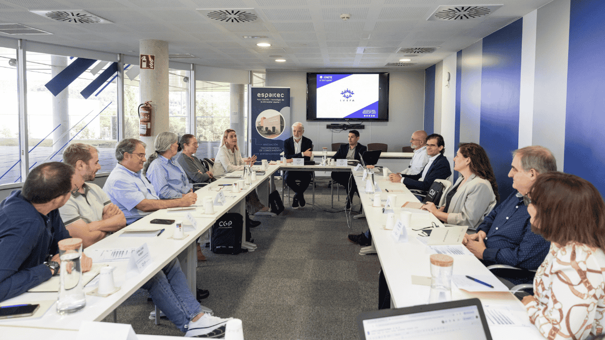 Participantes del encuentro de empresas familiares organizado por Espaitec en el marco del programa Castellón Global Program
