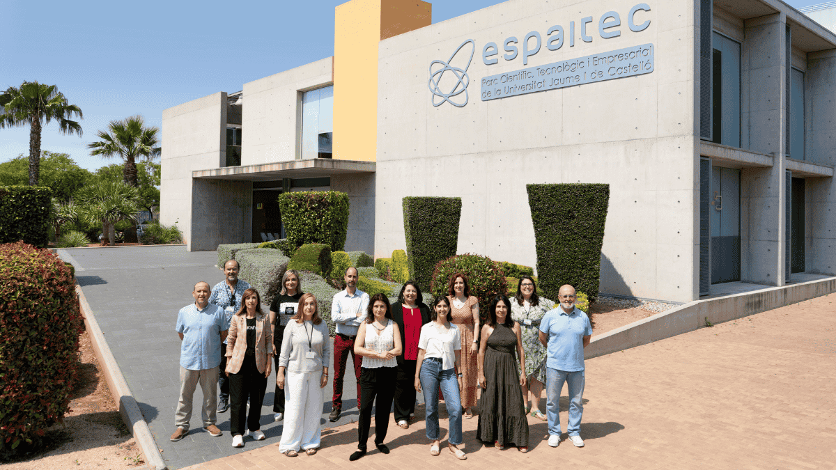 Equipo de Espaitec, finalista en Disruptores Innovation Awards 2025