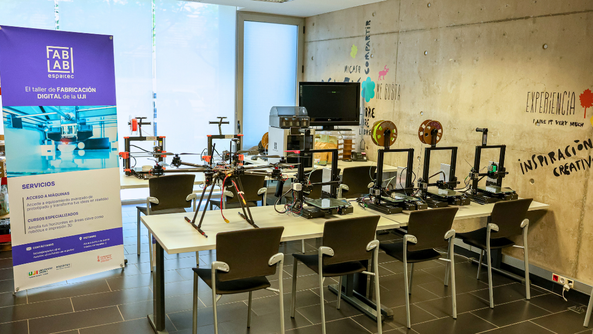 FabLab de Espaitec, el laboratorio de fabricación digital de la UJI