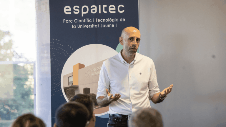 Javier Megias durante la sesión del Club Emprendedor UJI