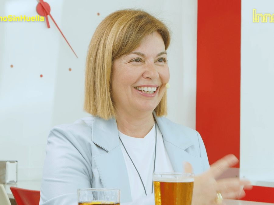 Rosa María Rodríguez participa en el episodio Viajando sin dejar huella sobre turismo sostenible en el podcast InnoBar con B de Bar